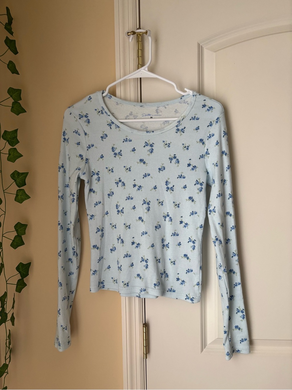 aeropostale x demetra floral long sleeve top